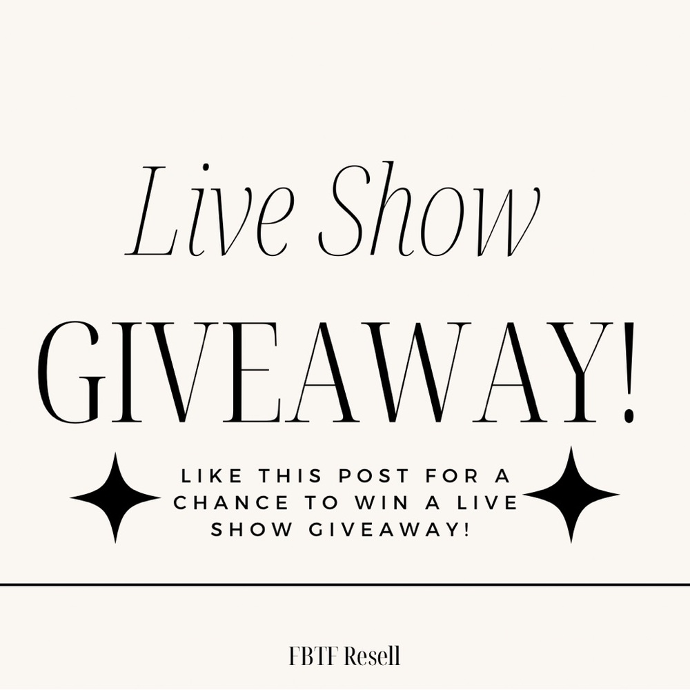 LIVE SHOW HOST GIVEAWAY!! ❤️🛍️
